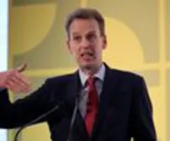 Elderson: Abhängigkeit von fossilen Brennstoffen birgt Risiko für Preisstabilität