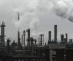 Hohe China-Kosten bremsen BASF - Milliardenverlust in Ludwigshafen