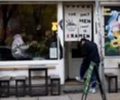 Gastgewerbe: Mehr Geld in der Kasse - aber inflationsbereinigt sinkt der Umsatz