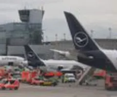 Nach Panne bei Boeing-Jet von Lufthansa - Experten suchen nach Ursache
