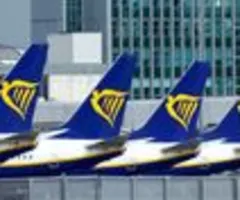 Ryanair will nach Millionenverlust in schwarze Zahlen zurückfinden