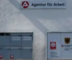 Bas will Jobcenter mit Milliarden stärken