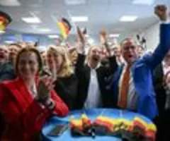 Umfrage - Kopf-an-Kopf-Rennen zwischen AfD und CDU in Sachsen