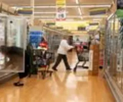 Stimmung der US-Verbraucher steigt überraschend stark - Konsumausgaben wachsen