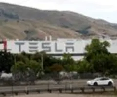 Tesla lässt Absatzziel von 20 Millionen Autos fallen