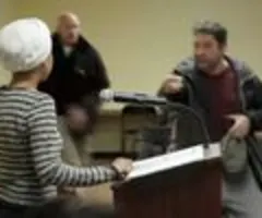 US-Kongressabgeordnete in Minnesota mit Flüssigkeit attackiert