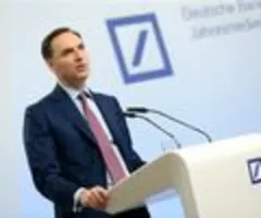 Deutsche Bank will sich noch nicht an Fusionen beteiligen