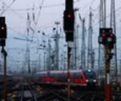 Schnieder: Bund will bei Deutschlandticket nicht mehr als die Hälfte zahlen