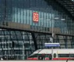 Konzernkreise: Fernverkehr brockt Deutscher Bahn Milliarden-Verlust ein