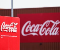 Coca-Cola-Beschäftigte fordern mehr Geld