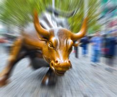Wall Street: Nasdaq und S&P 500 setzen Rekordjagd fort – Cathie Wood treibt China-Aktien in die Höhe – Palo Alto und Best Buy stark gefragt