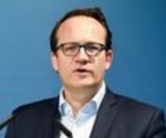 RWE-Chef Krebber verteidigt geplante Kapazitäten für LNG-Terminals