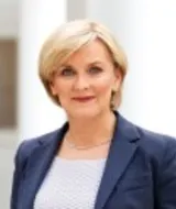 Dr. Katarzyna Mazur-Hofsaess