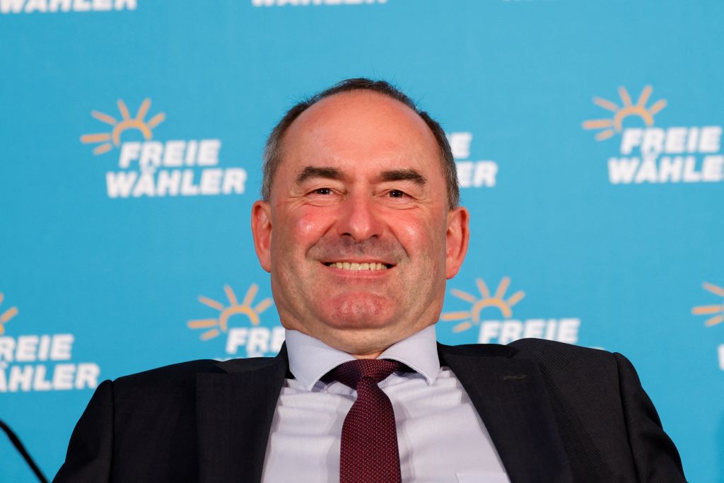 Aiwanger Freie Wähler wollen 2025 in den Bundestag • news • onvista