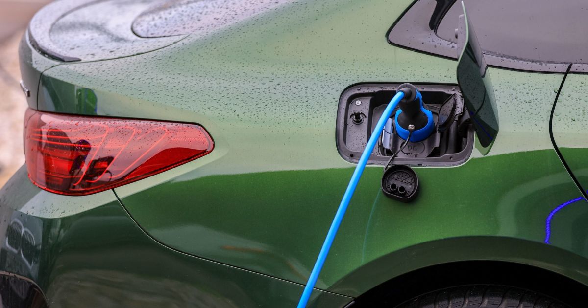 Deutscher E-Auto-Markt: Skoda verdoppelt - Tesla halbiert • news