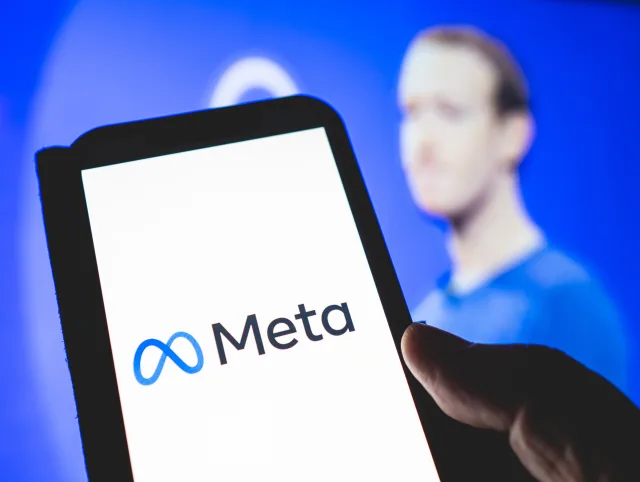 Das Logo von Meta ist zu sehen.