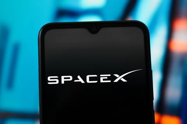 Das SpaceX-Logo.