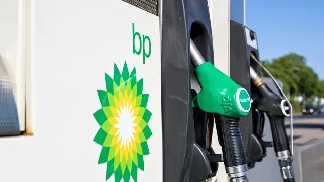 Übernahmefantasie treibt BP an