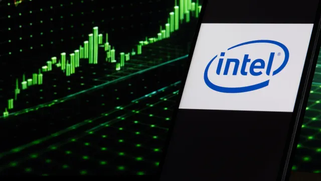 Intel - kann eine Partnerschaft mit AMD die Aktie weiter treiben?