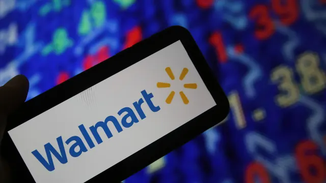 Walmart baut Drohnenlieferungen aus und setzt auf KI: Aktie steigt