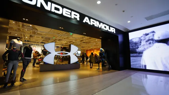 Under Armour zieht stark an - Gewinn steigt trotz Umsatzrückgang