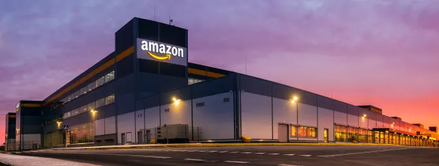 Ein Amazon-Versandzentrum