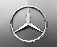 Mercedes Benz mit Absatzzahlen