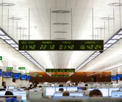 Auf einem Trading Floor einer Bank.