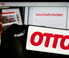 Otto-Logo auf Smartphone