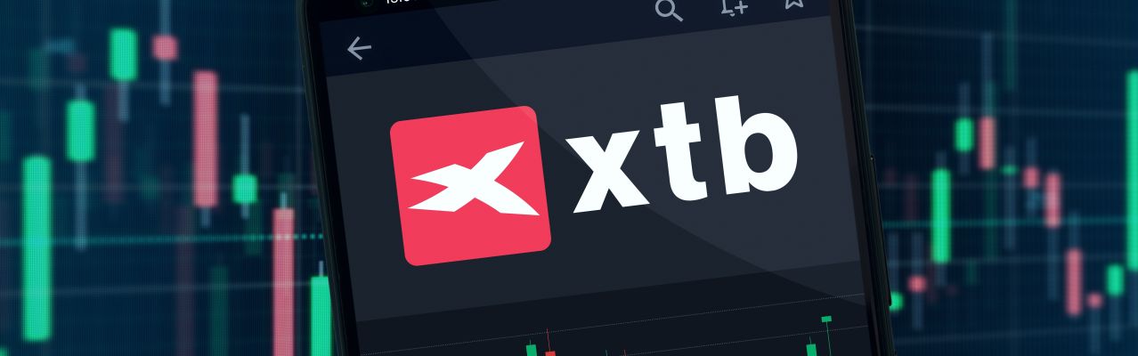 XTB: Langjährige Erfahrung und sehr gute App-Bewertungen